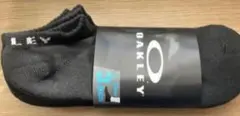 ★★新品オークリー OAKLEY メンズソックス３ピース黒色　２7〜２9cm★★のサムネイル