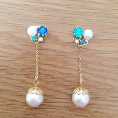 オーダーメイド＊ピアス/イヤリング 揺れるパールが可愛い♡A級ガラスストーン使用