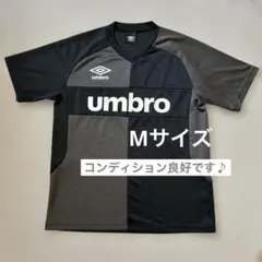 ★美品★umbroプラクティスシャツ M バイカラー サッカーのサムネイル