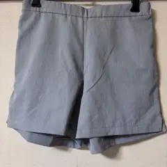 ellesse グレー ショートパンツ