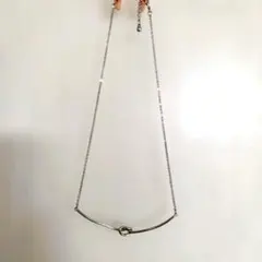 ノットデザイン シルバーカラー ネックレスのサムネイル