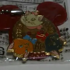 ディズニーランド 非売品 コレクタブルボタン マリーちゃん