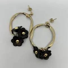 [ピアスまとめ買い2点で680円！]ハンドメイド　ピアス　フラワーモチーフ