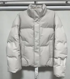 新品未使用　ユニクロ　シームレスダウンジャケット　S 　現行品/2026年