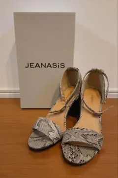jeanasis ジーナシス パイソン柄 セパレート ハイヒール サンダルのサムネイル