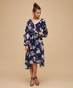 新品ピーチジョン フリルカシュクールフラワーワンピ 花柄ワンピース 結婚式二次会