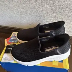 SKECHERS Slip-Ins ブラック スニーカー