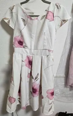 CECIL Mc BEE セシル ワンピース 花柄 ホワイト