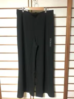 UNIQLO クレープジャージーストレートパンツ(丈短め) ブラック　XXL