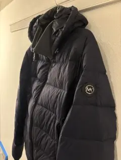 マイケルコースダウンジャケット ネイビー色