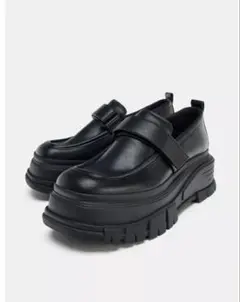 ZARA厚底ローファー