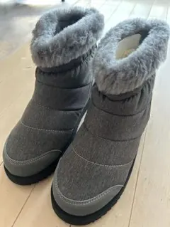 【未使用】BEARPAW ファー付きライトグレー ブーツ US8