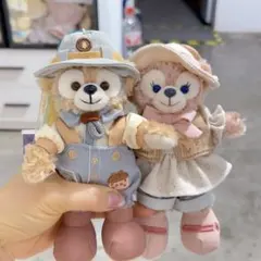 写真子発送❣️上海ディズニー　探偵団　ダッフィーシェリーメイぬいぐるみキーチェーン