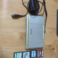Nintendo DS 本体 シルバー ゲームソフト付き