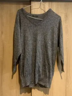 INGNI グレー Vネック 薄手長袖ニット