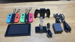 Nintendo Switch 本体 ＋付属品付き