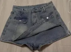 デニム グレー ショートパンツ 前スカート