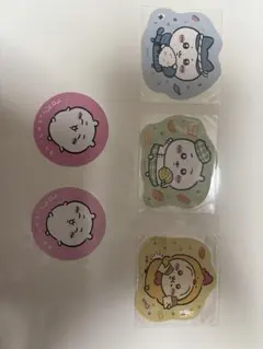 ちいかわコラボステッカー＆シール、缶バッジセット
