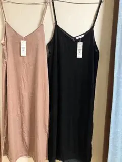 ローリーズファーム カットベロアキャミワンピース新品未使用　❤️お色違い2枚セット