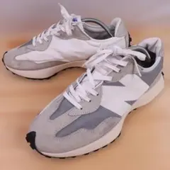 New Balance 327スニーカーグレー白US10/28.0cm a271