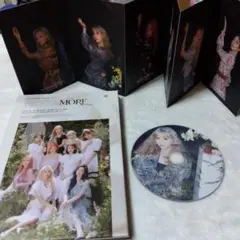 TWICE モモ　MORE & MORE