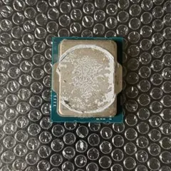 Intel Core i7-13700 CPU GPU内蔵 本体