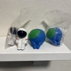 まちぼうけ　宇宙の場合　宇宙飛行士と地球のカプセルトイ2体セット