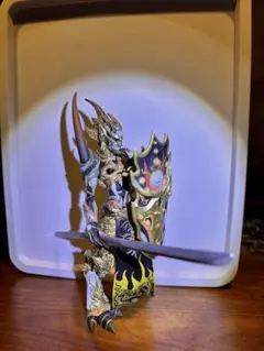 マクファーレン ドラゴン バーサーカークランドラゴン フィギュア 未