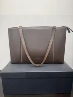BURBERRY トートバッグ ブラウン チェック柄　レザーのサムネイル