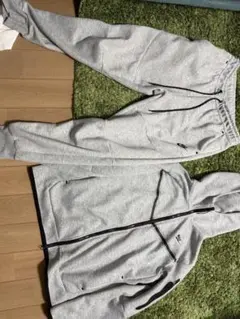 Nike テックフリース廃盤