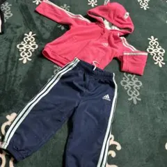 adidas フード付きジャケットとパンツセット　　80