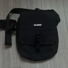 XLARGE ブラック ショルダーバッグのサムネイル