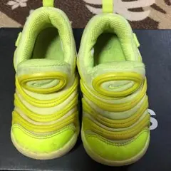 引っ越しセールNIKE ダイナモフリー 14センチ