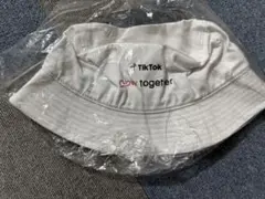 TikTok ライブ バケットハット