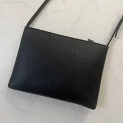 レザーサコッシュ