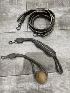 アーバンボビー　レザー製ショルダーストラップ（グレー）