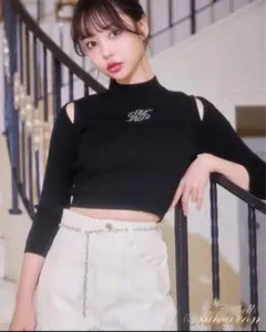 【新品未使用】ミシェルマカロン　MMストーンロゴニットTOPS