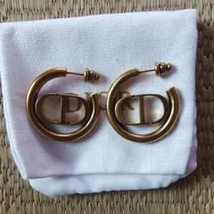 Item thumbnail for item 3b1e94f2-dcf1-4fd7-ab8a-bd98a14d5a58