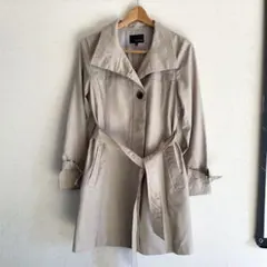 ベージュ トレンチコート スプリング　ウエストベルト付き