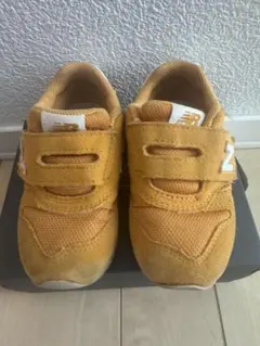 New Balance キッズスニーカー 14