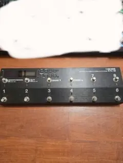 BOSS ES-8 EFFECTS SWITCHING SYSTEM