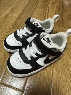 Nike スニーカー 白/黒 マジックテープ付き
