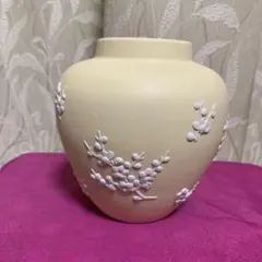 ウエッジウッド　プリムローズプルヌス　イエロー　　ジャスパー　花瓶　ジャーのサムネイル