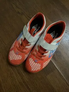 アンブロ フットサルシューズ