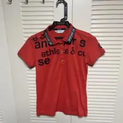 and per se 赤 ロゴ入り ポロシャツ
