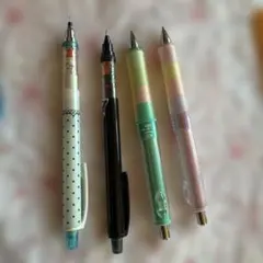シャープペンシルセット（白・黒・緑・ピンク）