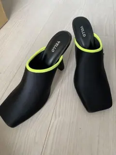 yello パンプス ミュール サボ ハイヒール 黒 ネオンのサムネイル