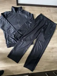 adidasアディダス　ジャージセットアップ