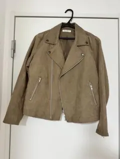 ベージュ ライダースジャケット Mサイズ