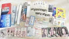 2025年最新】niziuグッズの人気アイテム - メルカリ